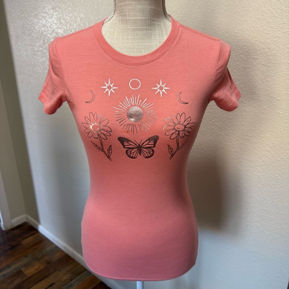 Aeropostale Classic Crew Women's Pink Graphic Tee - Size XS